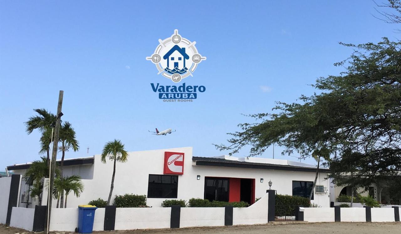 Varadero Marina Airport Guests Rooms Oranjestad Eksteriør billede