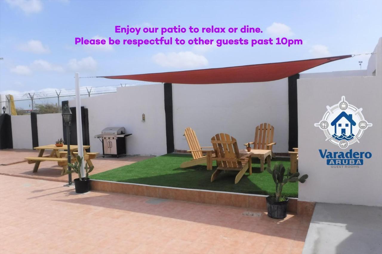 Varadero Marina Airport Guests Rooms Oranjestad Eksteriør billede