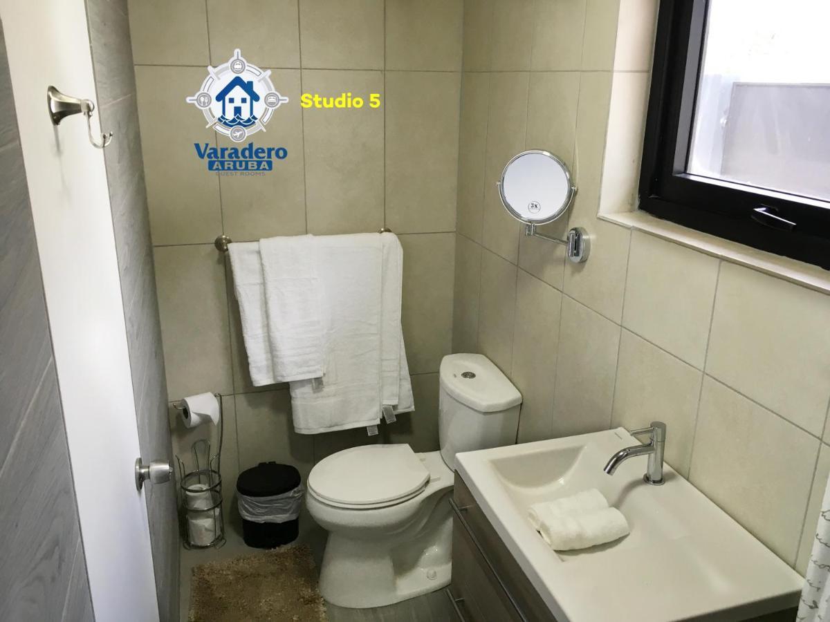 Varadero Marina Airport Guests Rooms Oranjestad Eksteriør billede